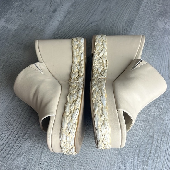 ALTAR’D STATE CREAM HEELS SIZE 8 - Picture 3 of 10